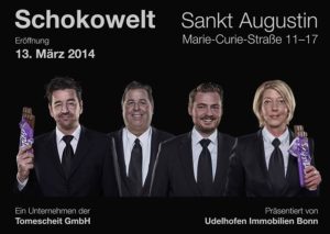 Vier Personen mit Schokolade bei Schokowelt-Eröffnung.